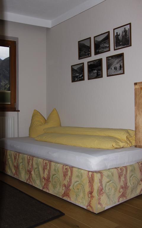 Gotthard Apartment